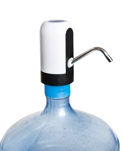 Elektriskais ūdens pumpis venden pudelēm, lādējams