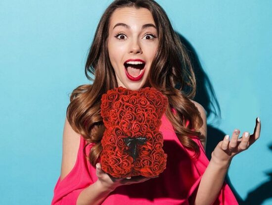 Rožu lācītis XL, rožu ziedlapiņu lācis - unikāla dāvana sievietei, 24cm