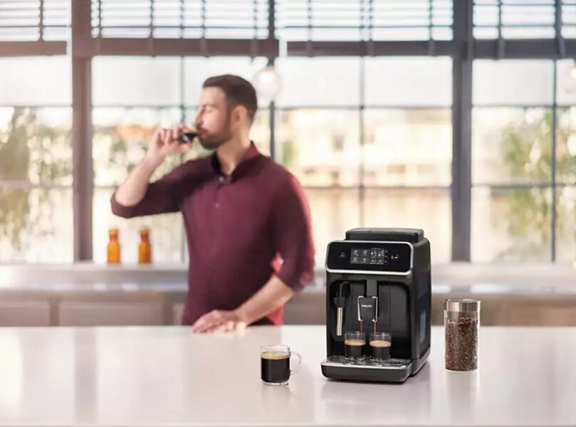 Kafijas automāts, automātiskais espresso aparāts, EP2224/40 PHILIPS, 1500W, piena putotājs