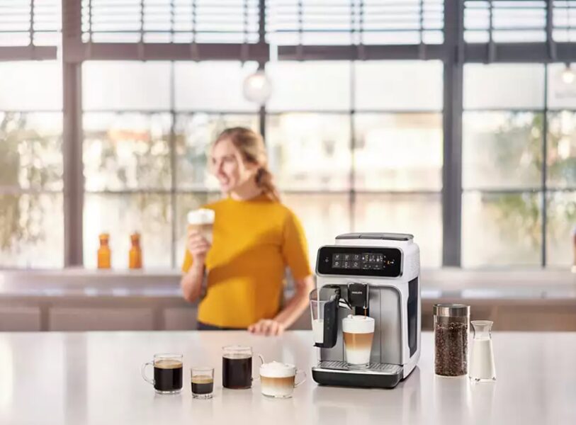 Kafijas aparāts, espresso automāts ar piena putotāju, lattei, kapučino, kafijai EP2230/10 PHILIPS